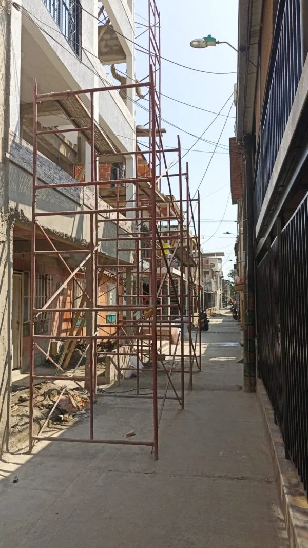 ANDAMIO TUBULAR O TRADICIONAL PARA CONSTRUCCIÓN